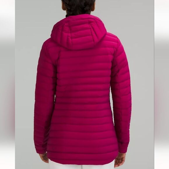 Lululemon Pack It Down Puffer Jacket in Pomegranate with carry bag - Picture 4 of 16